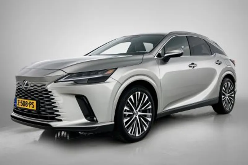 Lexus RX (2024)