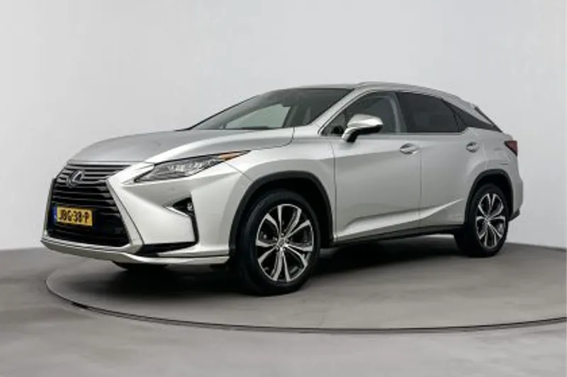 Lexus RX (2018)