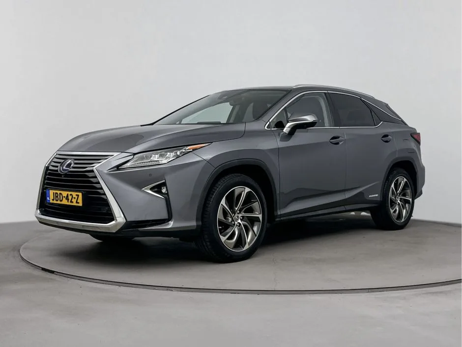 Lexus RX (2018) — foto 1