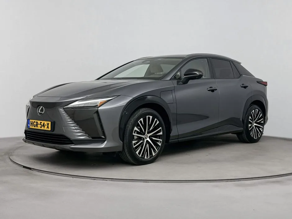 Lexus RZ (2025) — foto 1