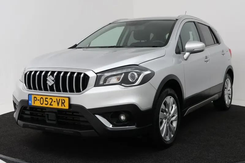 Suzuki S-Cross (2021)