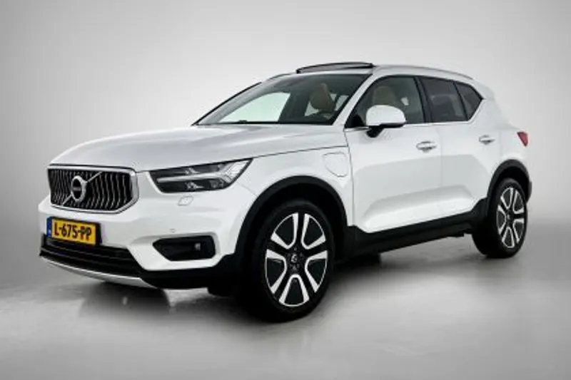 Volvo XC40 (2021)