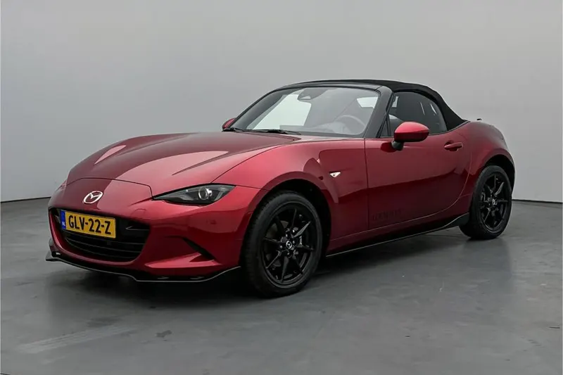 Mazda MX-5 (2024)