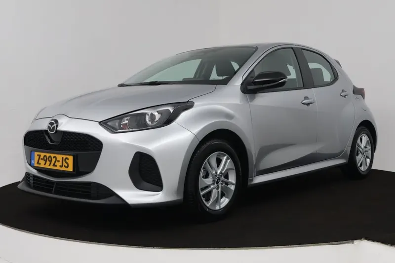 Mazda 2_Hybrid (2024)