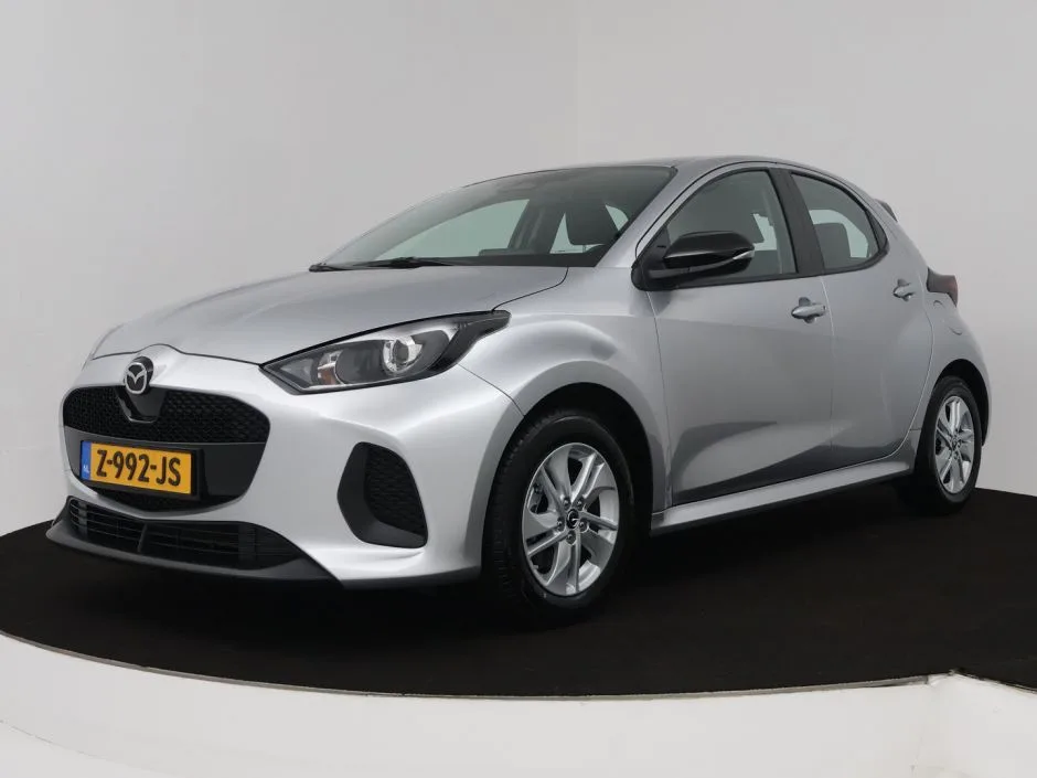 Mazda 2_Hybrid (2024) — foto 1