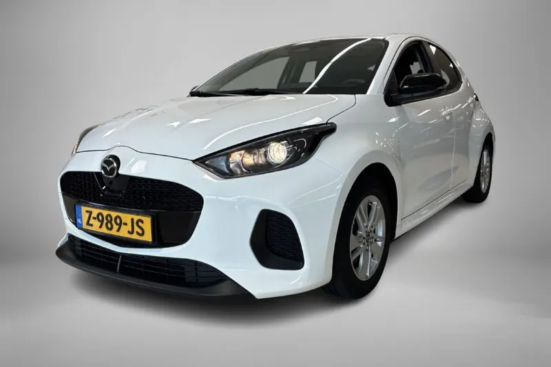 Mazda 2_Hybrid (2024)