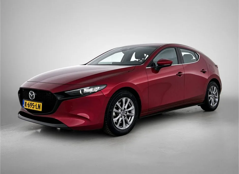 Mazda 3 (2021) — foto 1