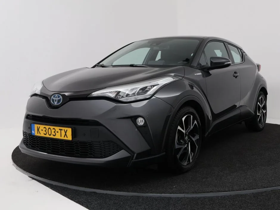 Toyota C-HR (2021) — foto 1