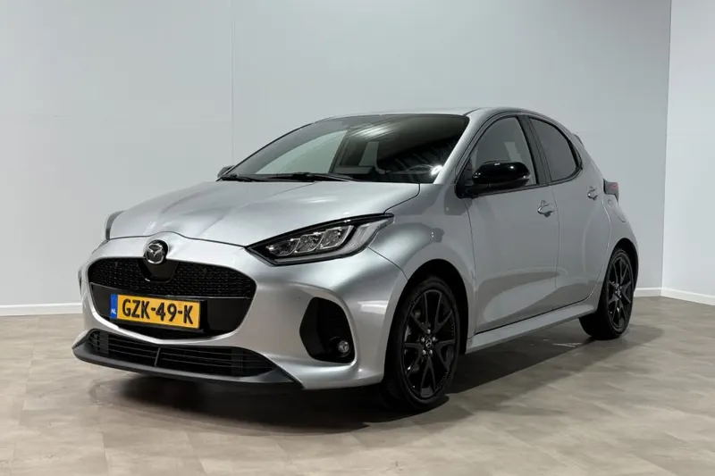 Mazda 2_Hybrid (2024)