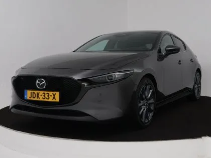 Mazda 3 (2025) — foto 1