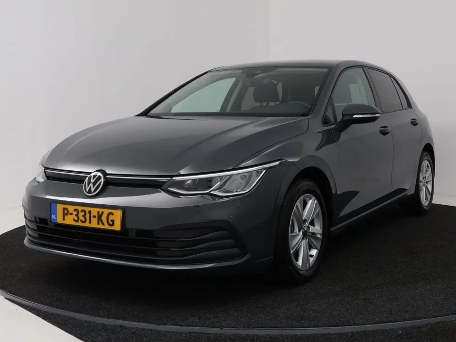 Volkswagen Golf (2020) — foto 1