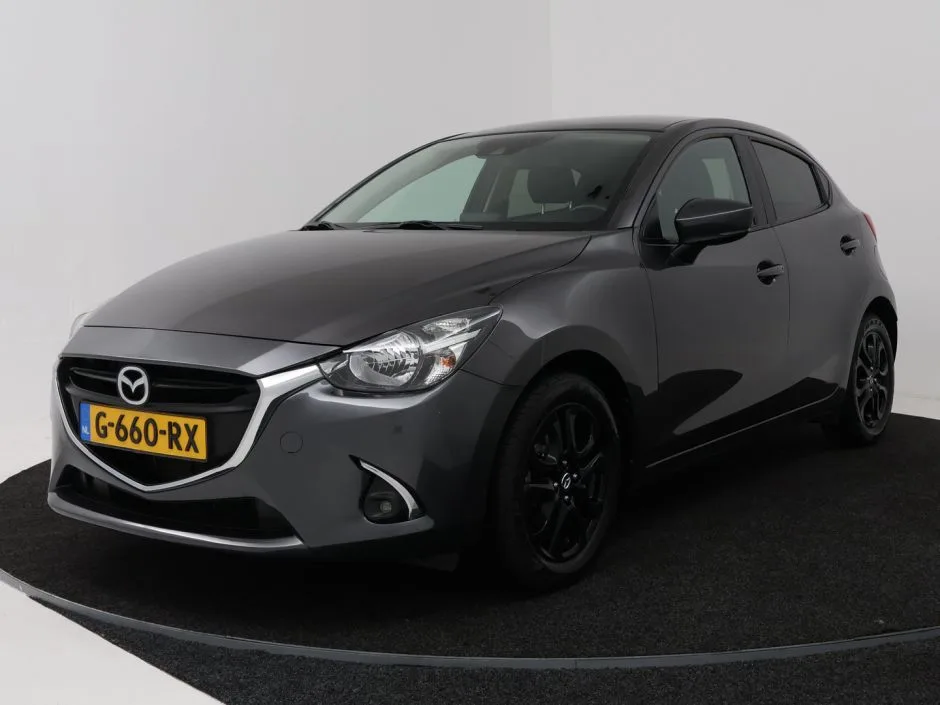 Mazda 2 (2019) — foto 1