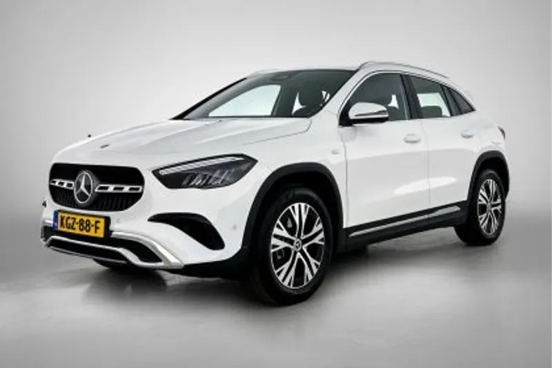 Mercedes-Benz GLA (2025)