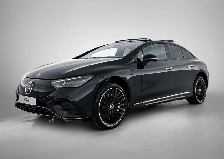 Mercedes-Benz EQE (2026) — foto 1