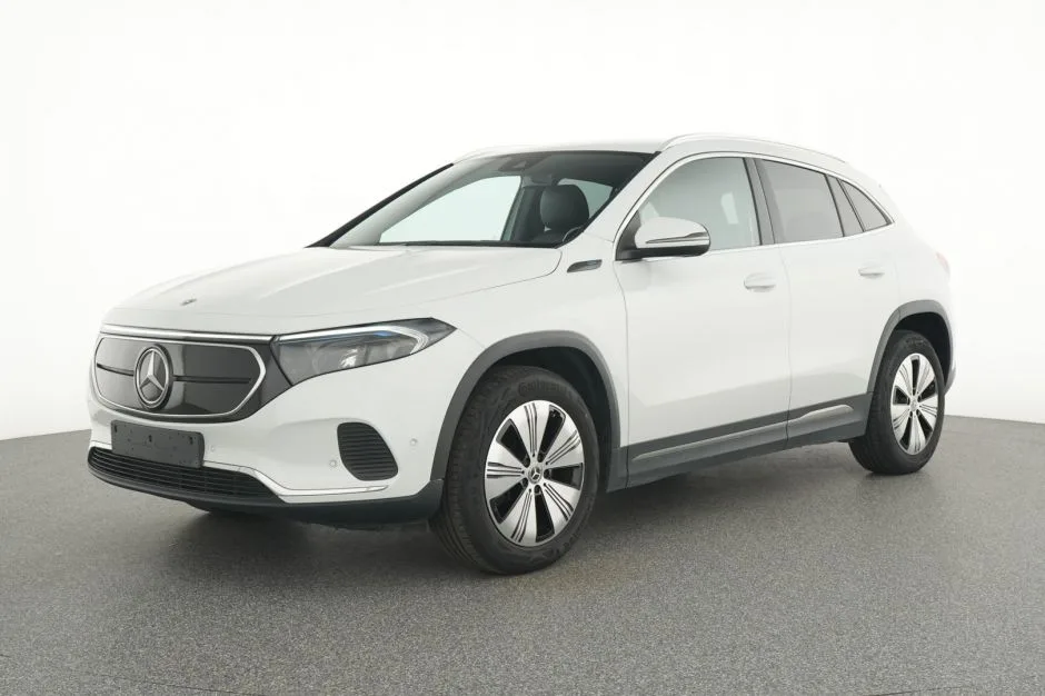 Mercedes-Benz EQA (2022) — foto 1