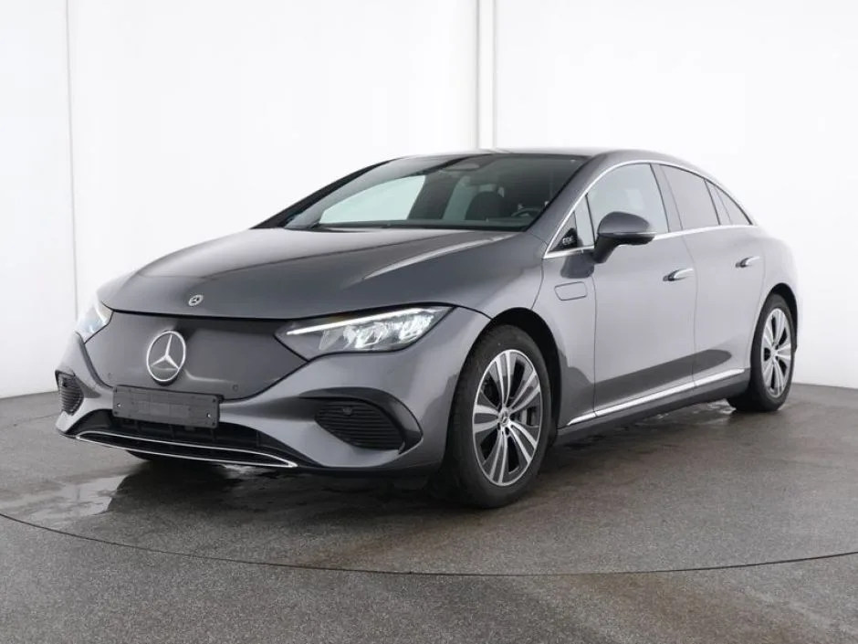 Mercedes-Benz EQE (2025) — foto 1