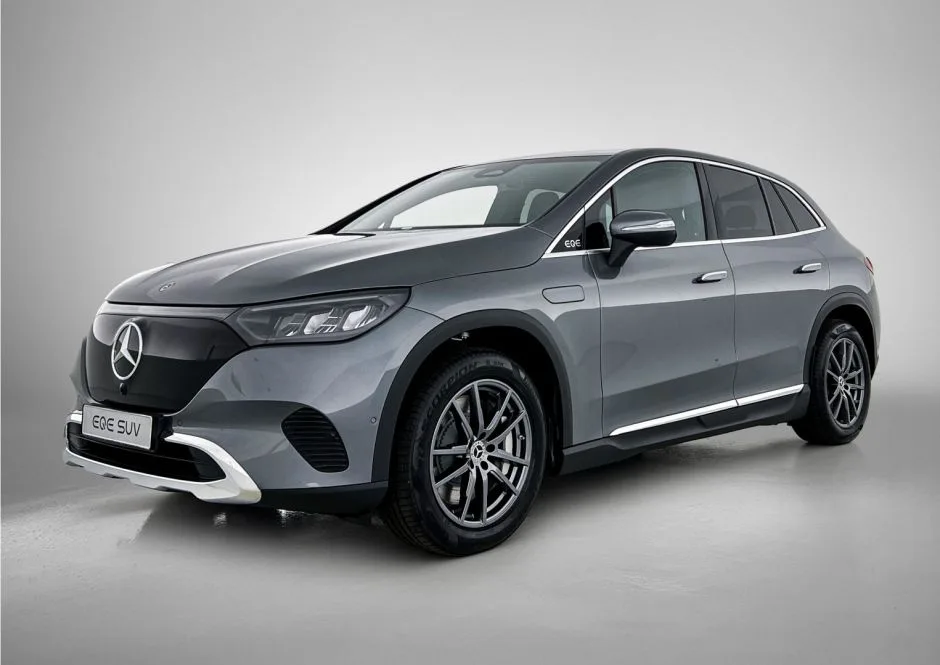 Mercedes-Benz EQE (2026) — foto 1