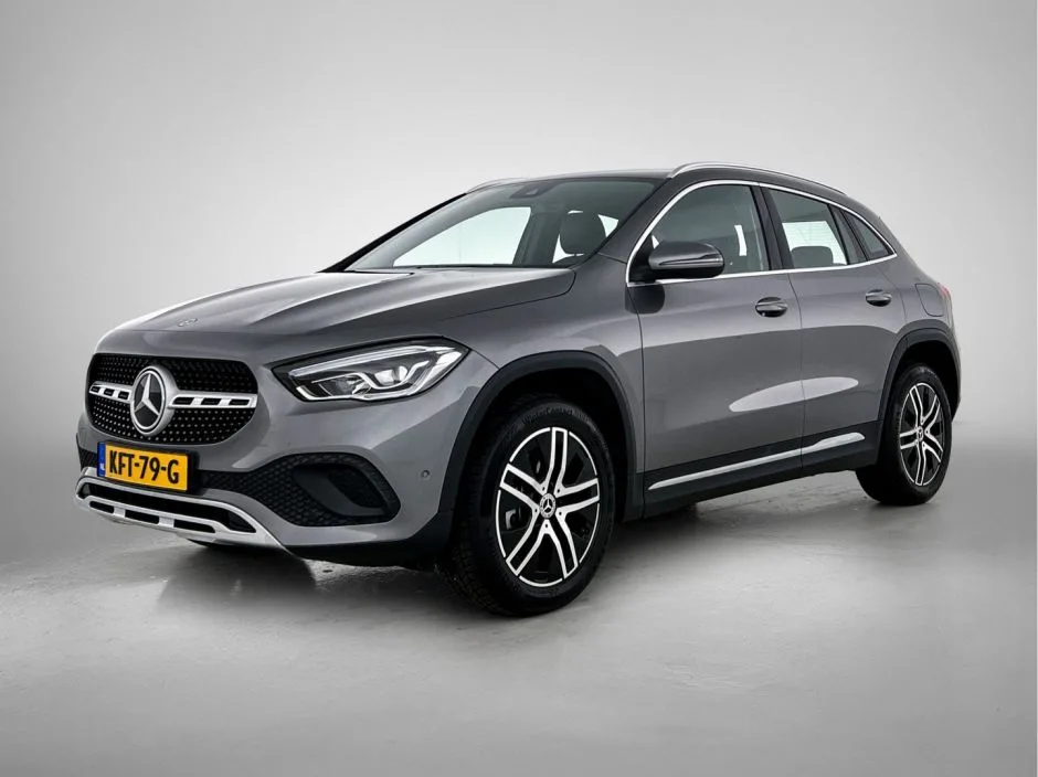 Mercedes-Benz GLA (2023) — foto 1