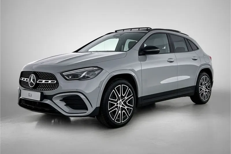 Mercedes-Benz GLA (2026)
