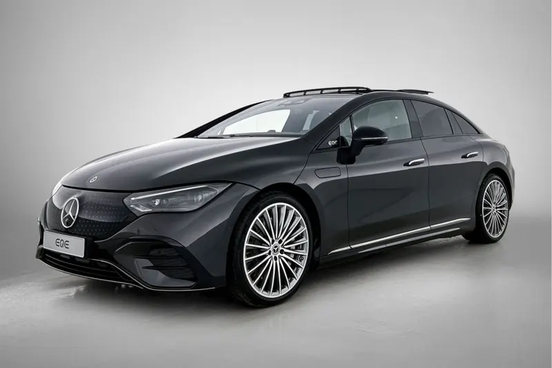 Mercedes-Benz EQE (2026)