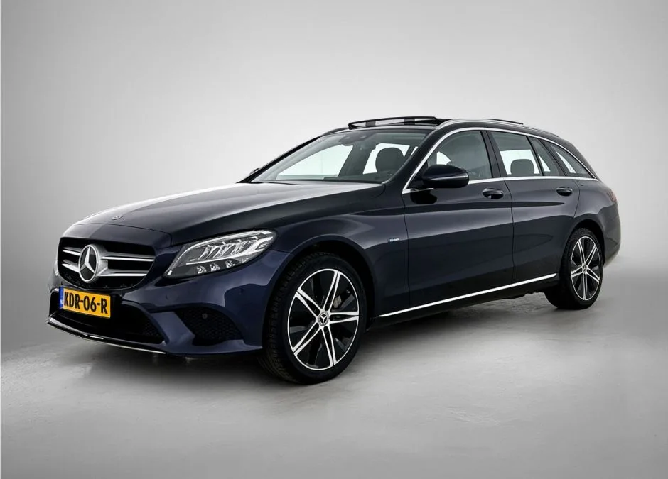 Mercedes-Benz C-Klasse (2020) — foto 1