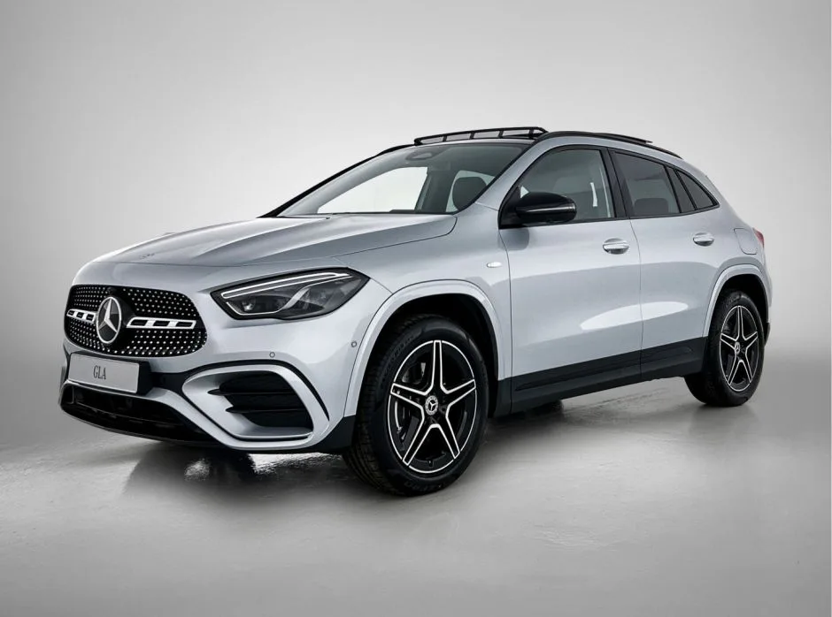 Mercedes-Benz GLA (2025) — foto 1