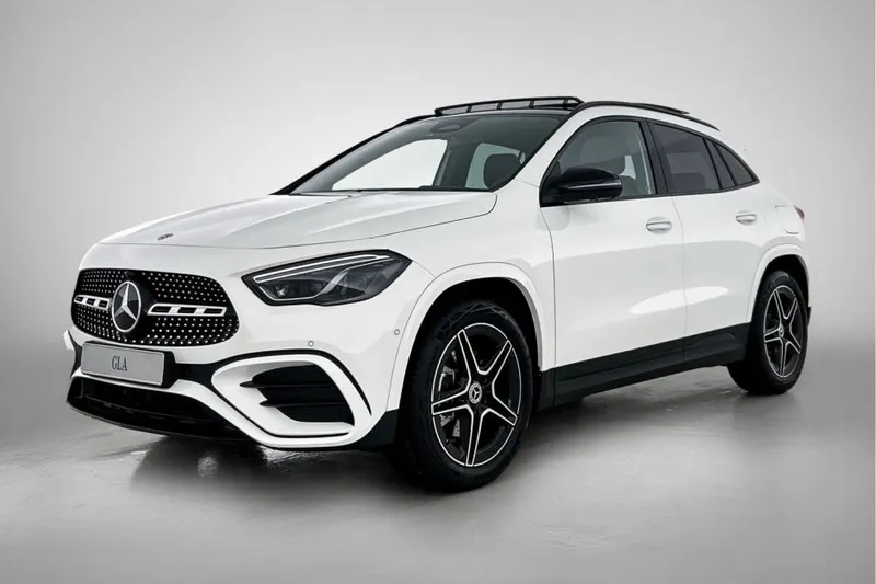 Mercedes-Benz GLA (2026)