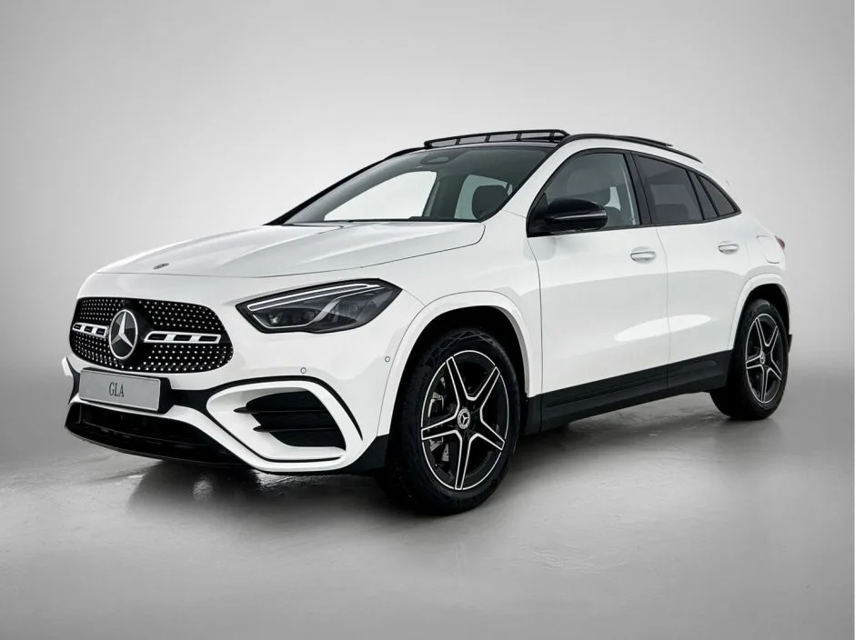 Mercedes-Benz GLA (2026) — foto 1