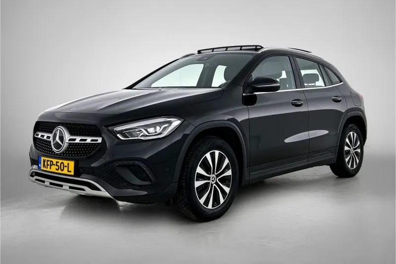 Mercedes-Benz GLA (2021)