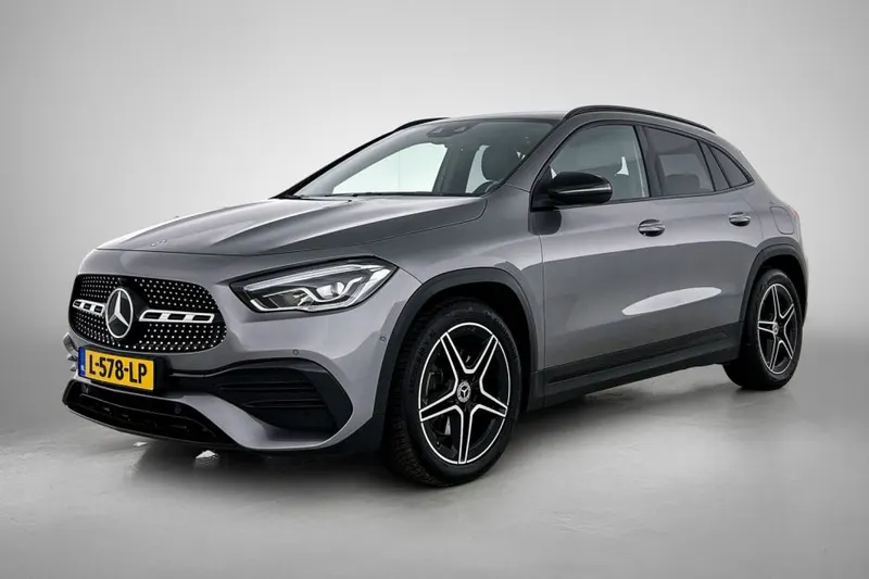 Mercedes-Benz GLA (2021)