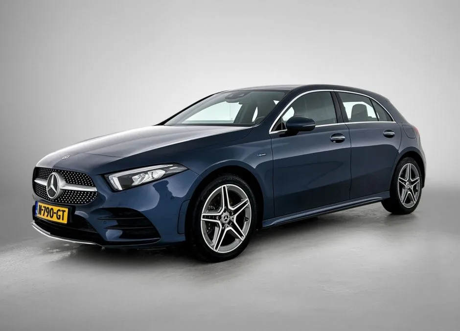 Mercedes-Benz A-Klasse (2020) — foto 1