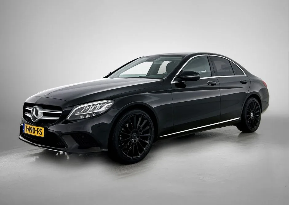 Mercedes-Benz C-Klasse (2019) — foto 1