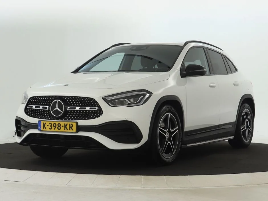 Mercedes-Benz GLA (2021) — foto 1
