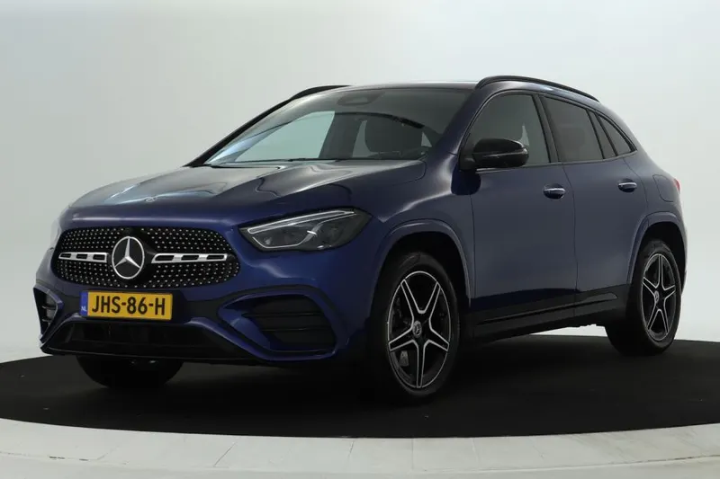Mercedes-Benz GLA (2025)