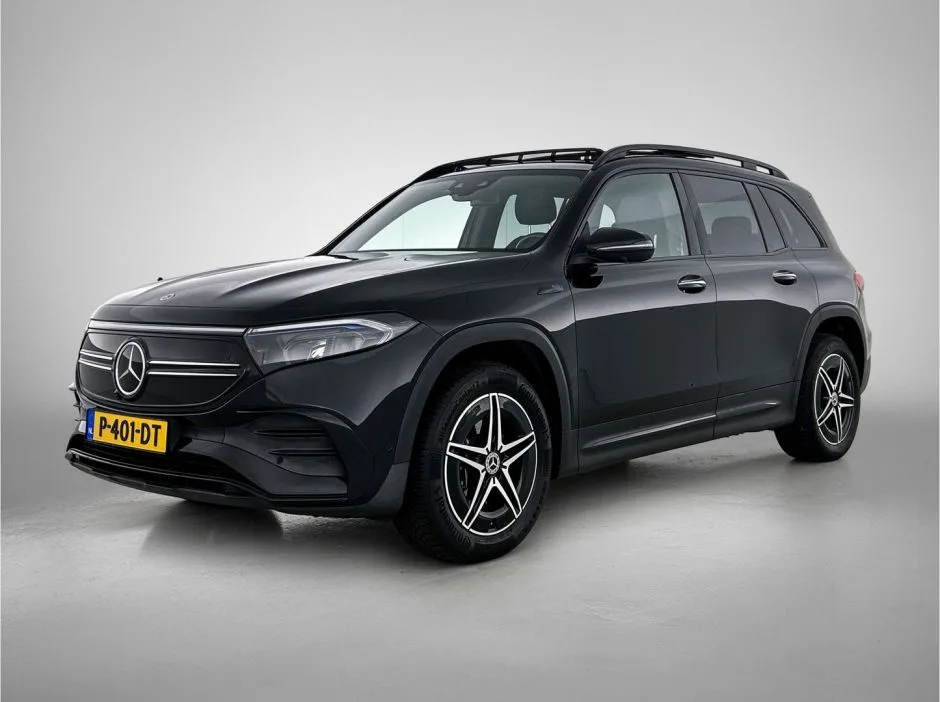 Mercedes-Benz EQB (2022) — foto 1