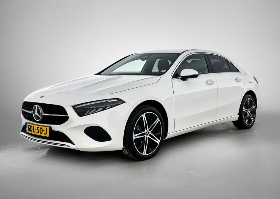Mercedes-Benz A-Klasse (2024) — foto 1