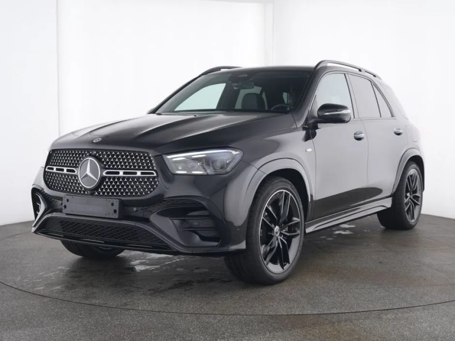 Mercedes-Benz GLE (2025) — foto 1