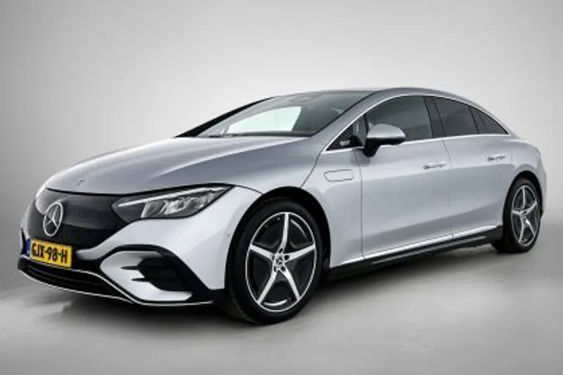 Mercedes-Benz EQE (2024)