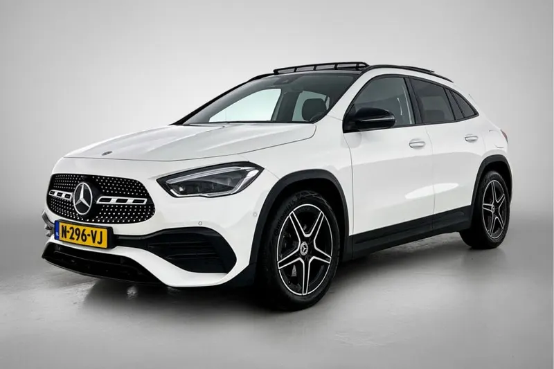 Mercedes-Benz GLA (2022)