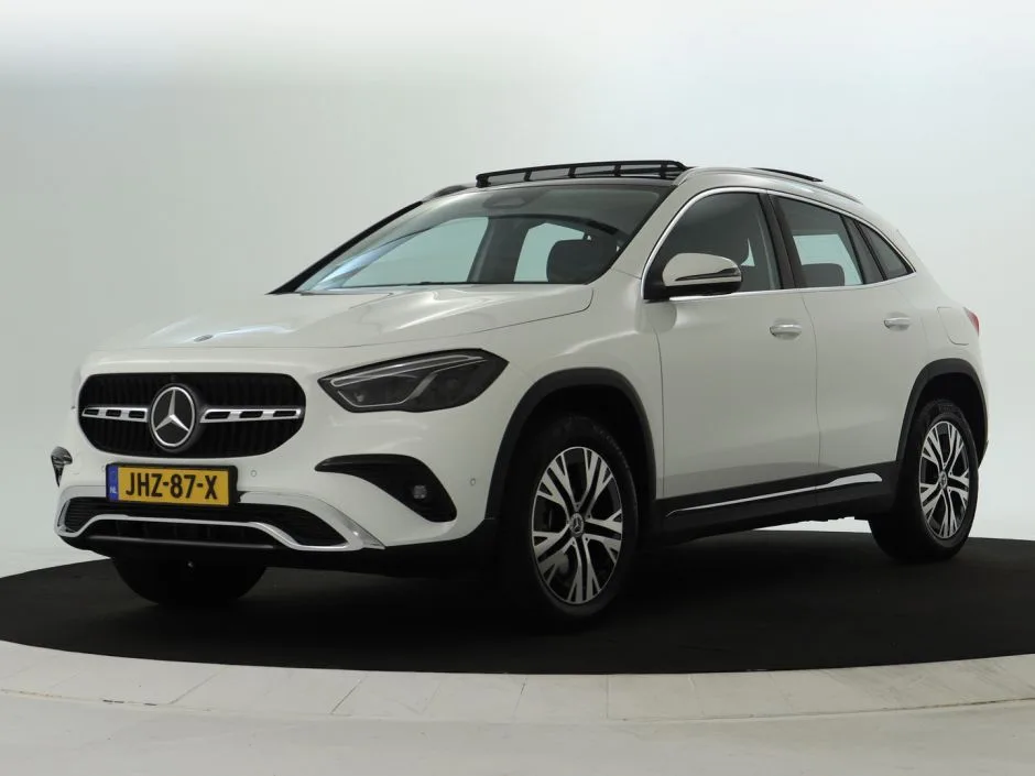 Mercedes-Benz GLA (2025) — foto 1