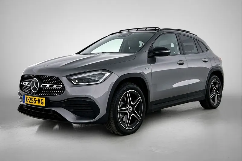 Mercedes-Benz GLA (2021)