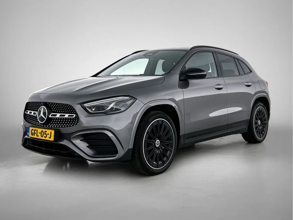 Mercedes-Benz GLA (2024) — foto 1