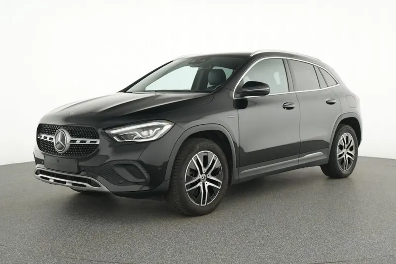 Mercedes-Benz GLA (2021)