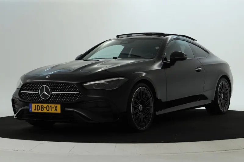 Mercedes-Benz CLE (2024)