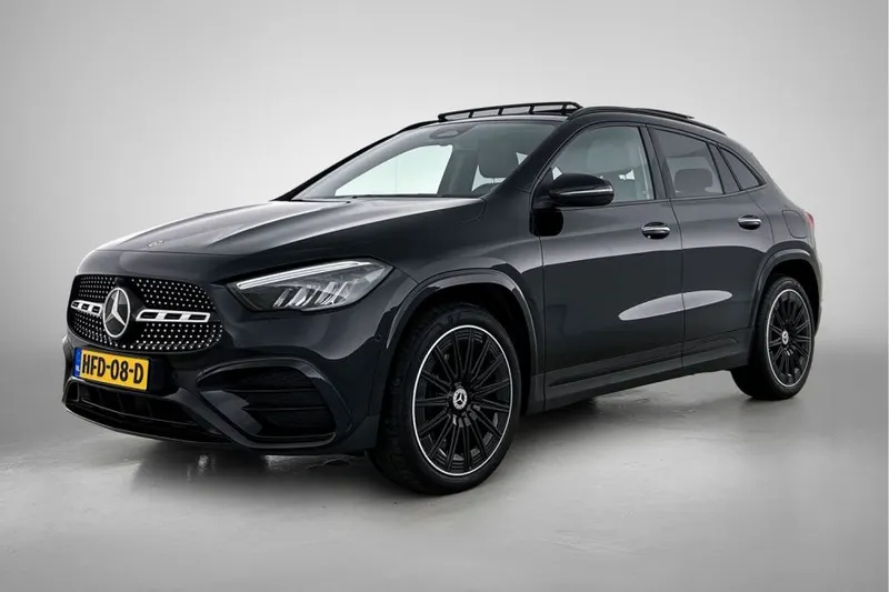 Mercedes-Benz GLA (2025)