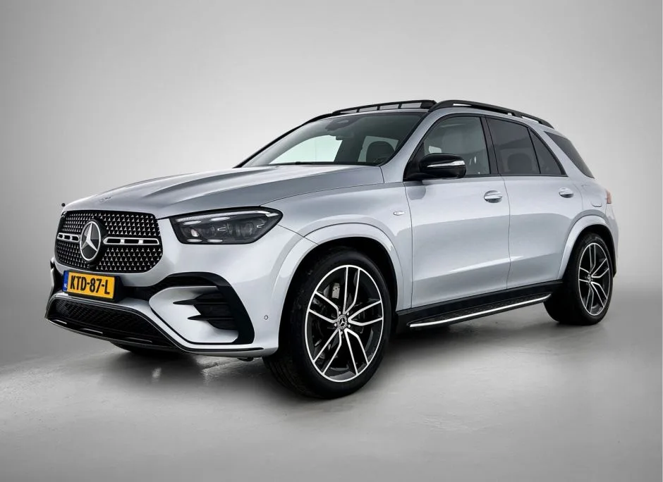 Mercedes-Benz GLE (2025) — foto 1