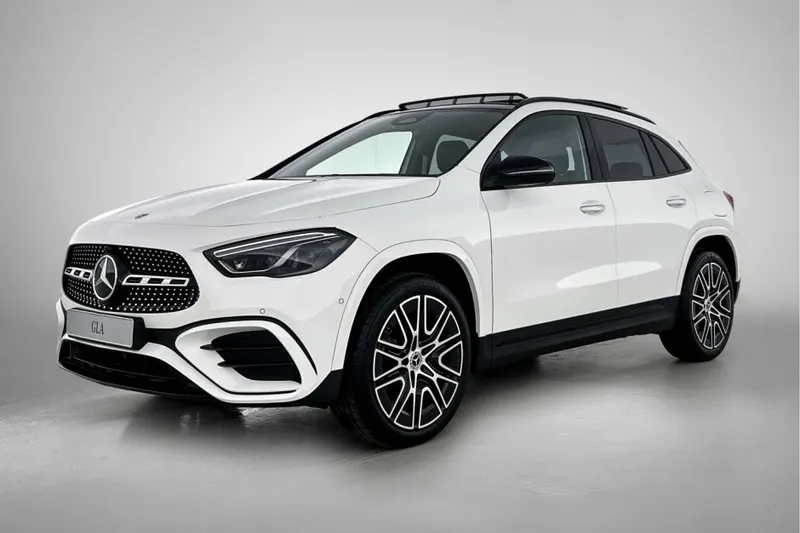 Mercedes-Benz GLA (2026)