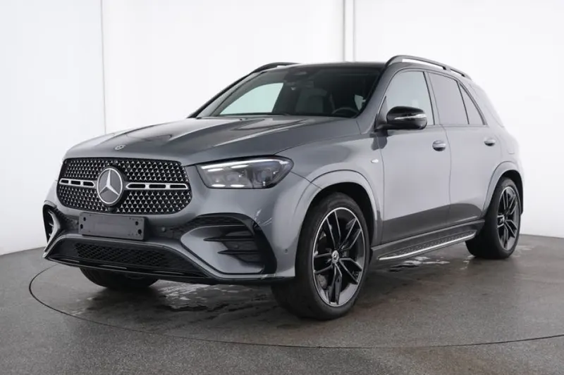 Mercedes-Benz GLE (2025)