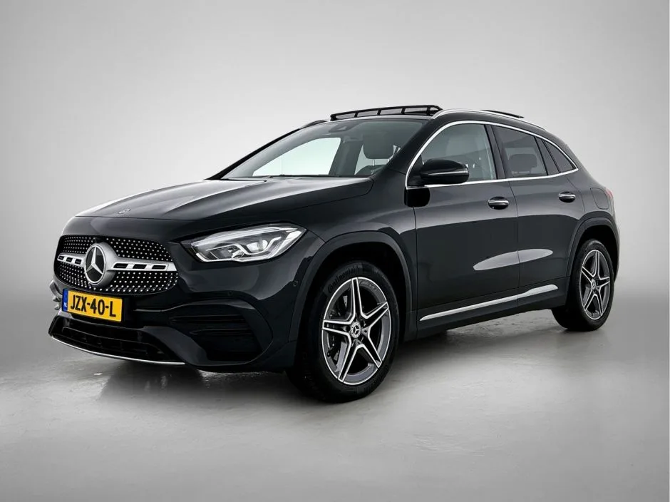 Mercedes-Benz GLA (2022) — foto 1