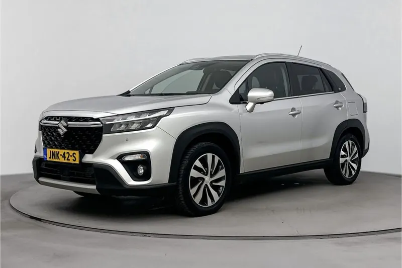 Suzuki S-Cross (2023)